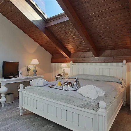 Marques De La Ensenada Hotel