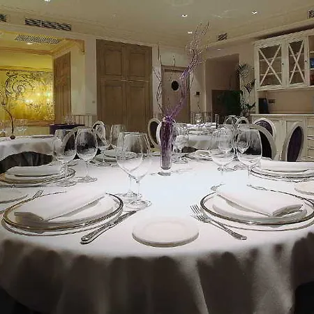 Hotel Marques De La Ensenada 5*