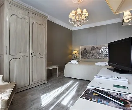 Hotel Marques De La Ensenada