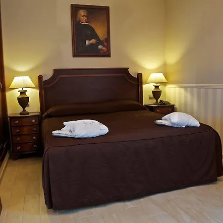 Hotell Marques De La Ensenada 5*