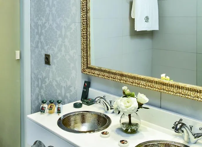 Marques De La Ensenada Hotel