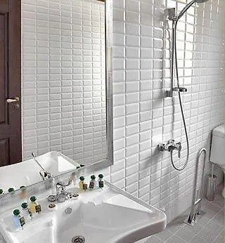 Marques De La Ensenada 호텔