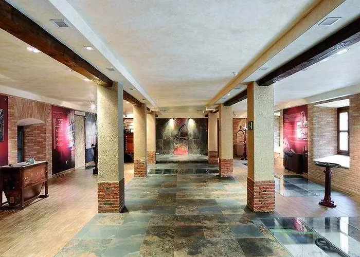 Marques De La Ensenada Hotel