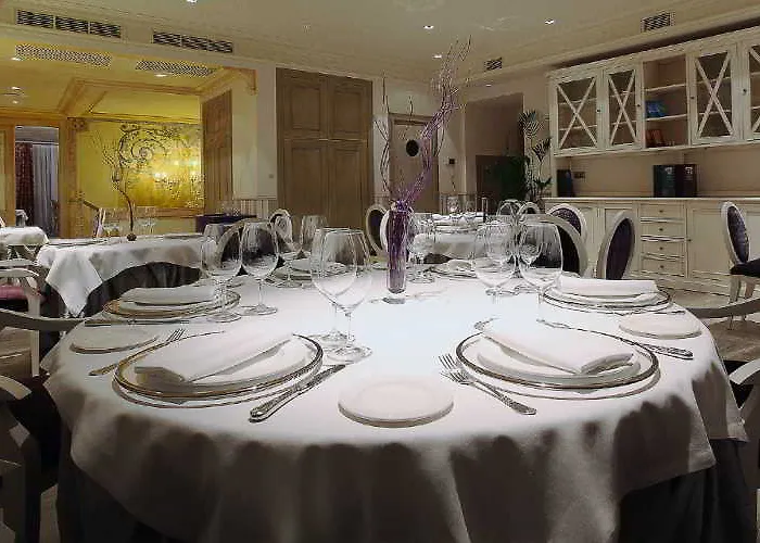 Hotel Marques De La Ensenada 5*