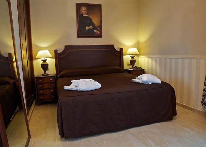 Hotel Marques De La Ensenada 5*