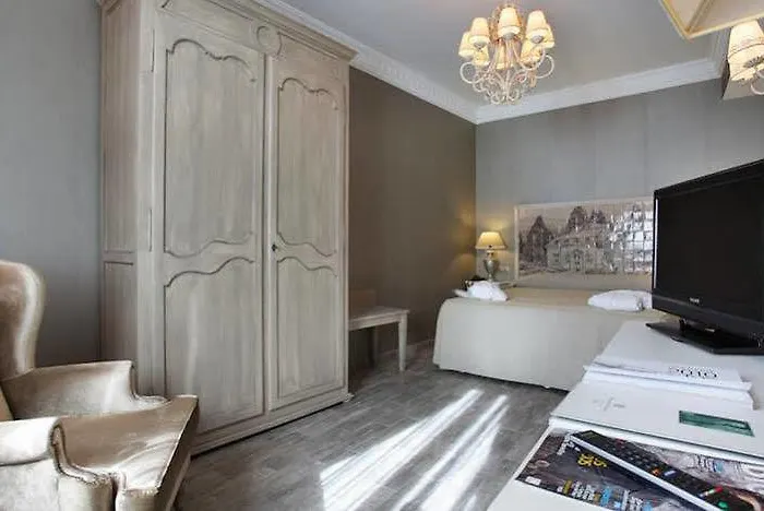 호텔 Marques De La Ensenada 5*